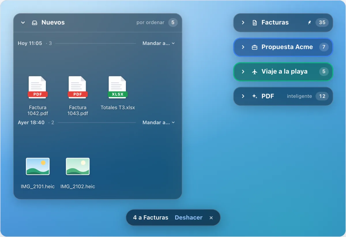 Caja «Nuevos» con dos tandas de archivos y, a la derecha, las cajas Facturas, Propuesta Acme, Viaje a la playa y PDF; abajo, el aviso «4 a Facturas» con Deshacer.